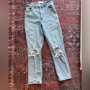 Abercrombie Curve Love Ultra High Rise 90s Straight Jean